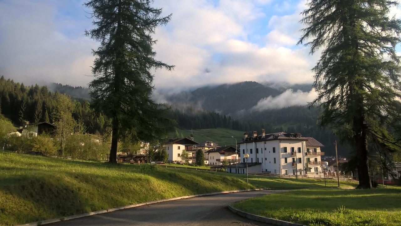 Albergo Scoiattolo Falcade Exterior foto